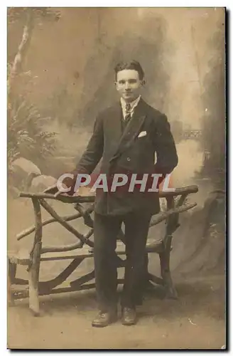 CARTE PHOTO Jeune homme