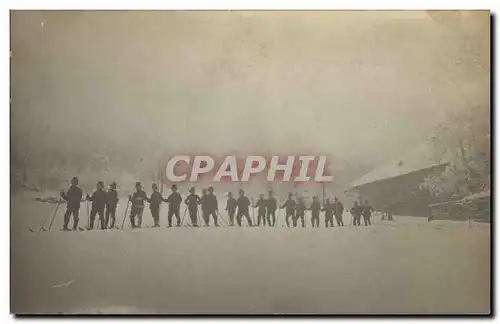 CARTE PHOTO Folklore costume hommes sous la neige en haut de forme