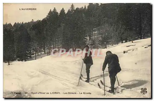 Cantal - Sport d&#39Hiver au Lilran - Les Skieurs - La Montee - ski - Cartes postales