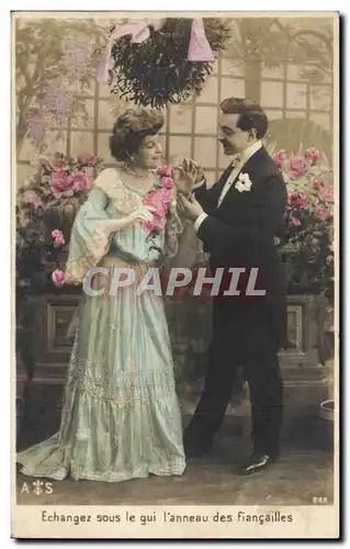 Fantaisie - Couple - Echangez sous le gui l&#39anneau des fiancailes - Cartes postales