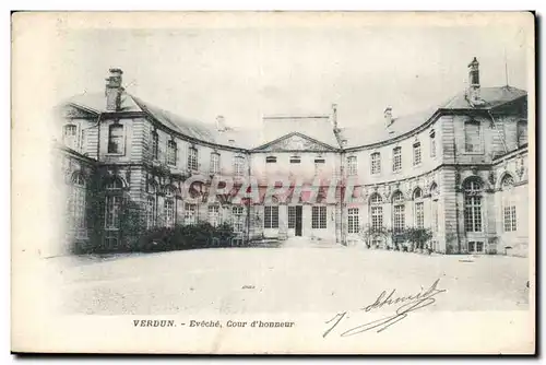 Verdun - Eveche - Cour d&#39honneur - Cartes postales