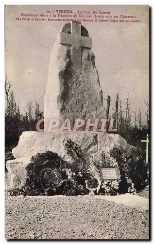 Verdun - Le Bois des Caures - Monument eleve a la Memoire du Colonel Driant et a ses chaussures - CP