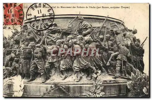 Troyes Ansichtskarte AK Haut relief du Monument des enfants de l&#39Aube Vaincre ou mourir ! par Alfred Boucher