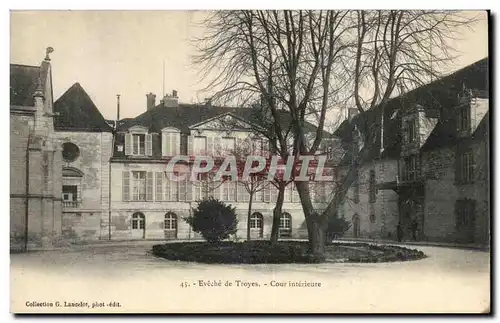 TRoyes Cartes postales Eveche Cour interieure