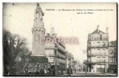 TRoyes Cartes postales Le monument des enfants de l'aube et l'entree de la ville par la rue Thiers