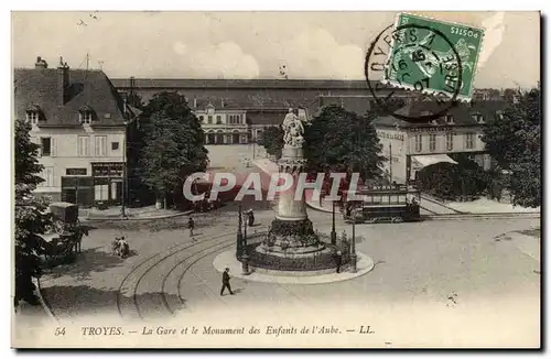 TRoyes Cartes postales La gare et le monument des enfants de l'Aube