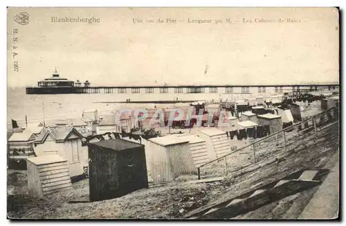 Belgie Belgique Ansichtskarte AK Blankenberghe Une vue du Pier Les cabines de bains