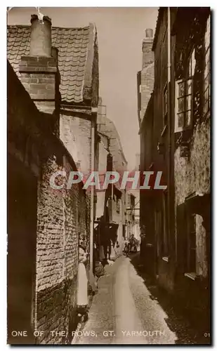 Grande Bretagne Great BRitain Cartes postales One of the rows Gt Yarmouth