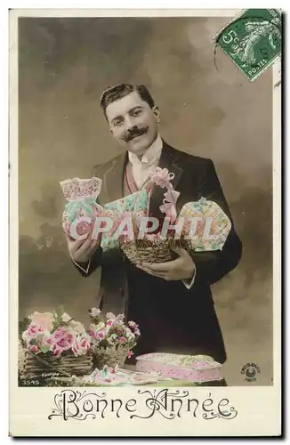 Fantaisie - Bonne Annee - Handsome man - arms filled with presents - Cartes postales