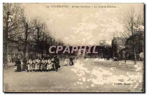 Courbevoie Ansichtskarte AK Avenue Gambetta La caserne d&#39infanterie