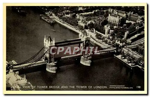 Grande Bretagne Great Britain Ansichtskarte AK Aerial view of tower bridge and the towers of london Londres