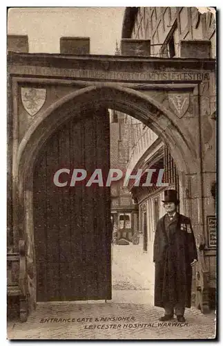 Grande Bretagne Great BRitain Cartes postales Entrance gate and pensioner Leicester Hospital Warwick