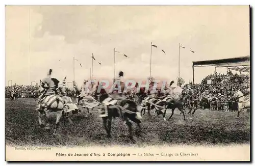 Ansichtskarte AK Compiegne Les fetes de Jeanne d&#39arc La Melee Charge de chevaliers