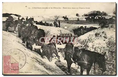 Militaria CAmp de Mailly L&#39artillerie montee et les obstacles Demi tour dans un chemin etroit