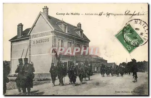 Militaria CAmp de Mailly Ansichtskarte AK Arrivee des 46 et 89eme regiments d&#39infanterie (Photographie S Liege