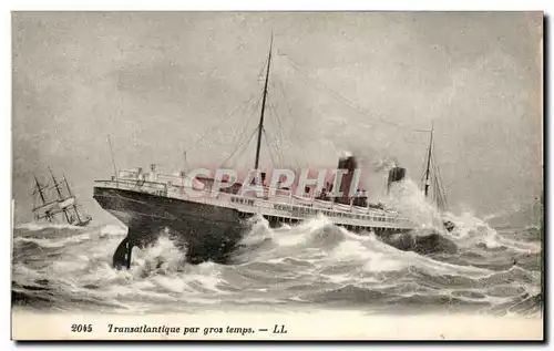 Cartes postales Bateau Boat Transatlantique par gros temps (paquebot)