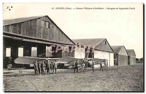 Avord - Centre Militaire d'Aviation - Hangers et Appareils Ecole - Cartes postales