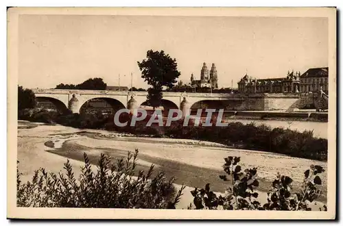 Cartes postales Tours Le pont de pierre