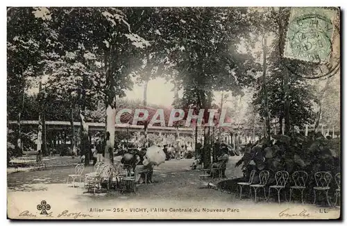 Vichy - L&#39Allee Centrale du Nouveau Parc - Cartes postales