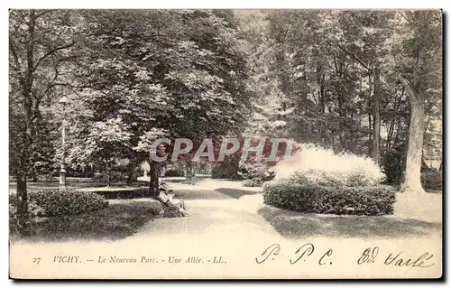 Vichy - Le Nouveau Parc - Une Allee - Ansichtskarte AK