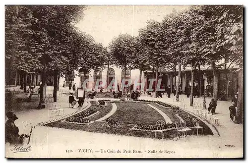 Vichy - Un Coin du Petit Parc - Sale de Repos - Ansichtskarte AK