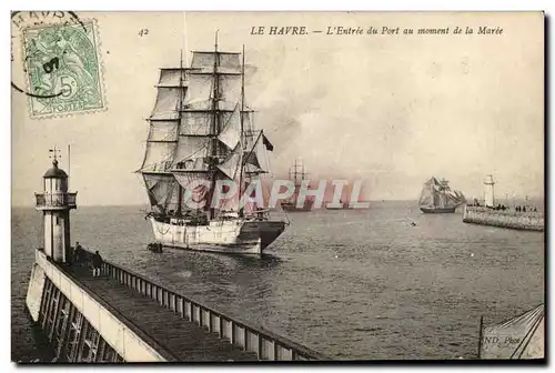 Le Havre - L'Entree du Port au moment de la Maree - Cartes postales