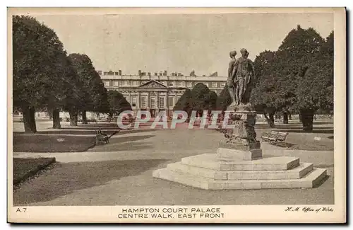 Grande Bretagne Great Britain Ansichtskarte AK Hampton court Palace Centre walk East front