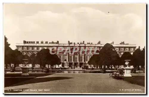 Grande Bretagne Grande Bretagne Ansichtskarte AK Hampton court palace EAst front