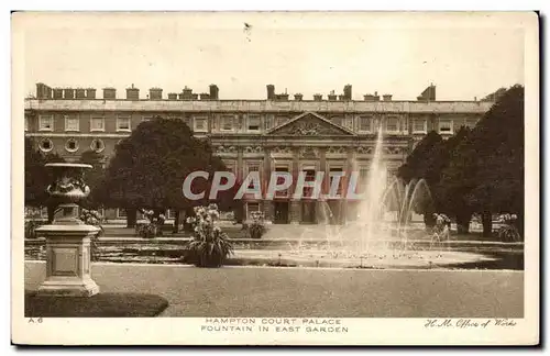 Grande Bretagne Great Britain Hampton Court Palace Ansichtskarte AK Fountain in East garden