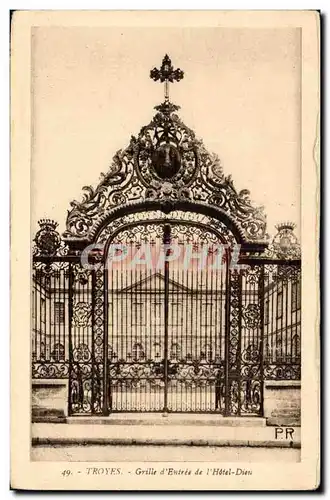 Troyes Cartes postales GRille d'entree de l'hotel dieu