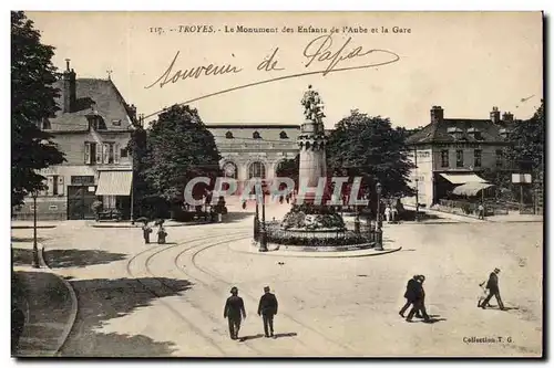 Troyes Cartes postales Monument des enfants de l'aube et la gare
