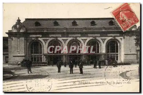 Troyes Cartes postales La gare (vue de face)