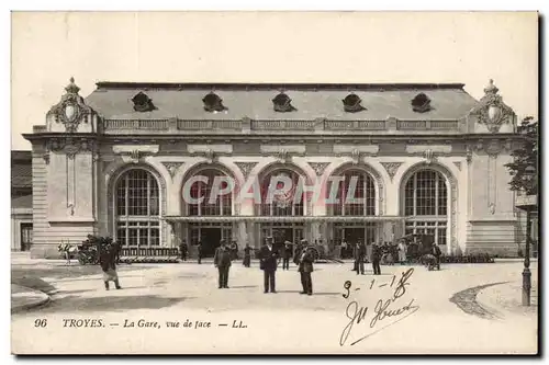 Troyes Cartes postales La gare vue de face