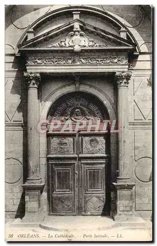 Orleans - porte laterale - La Cathedrale - Cartes postales