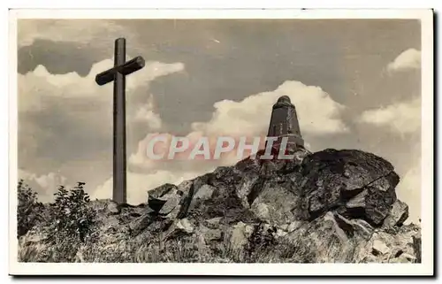 Ansichtskarte AK CRoix et pierre commemorative au Hartmannswillerkopf