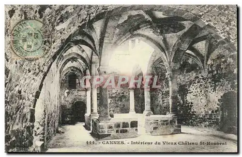 Cannes Cartes postales Interieur du vieux chateau St Honorat