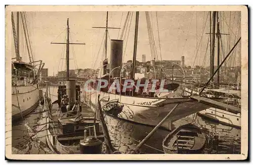 Cannes Cartes postales Le port (bateaux)