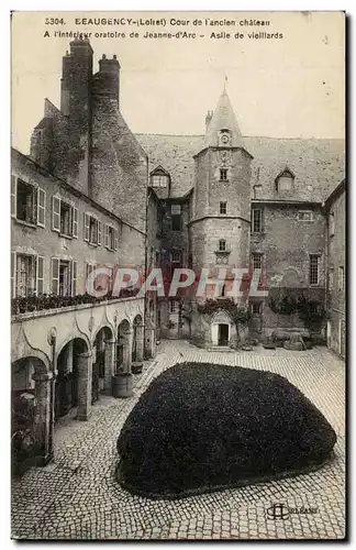 Beaugency Ansichtskarte AK A l&#39interieur oratoire de Jeanne d&#39arc Cour de l&#39ancien chateau