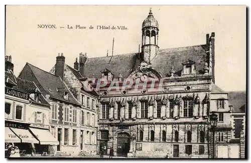 Noyon Cartes postales La place de l&#39hotel de ville