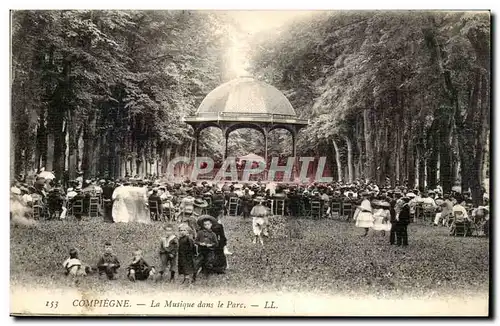 Compiegne Ansichtskarte AK La musique dans le parc