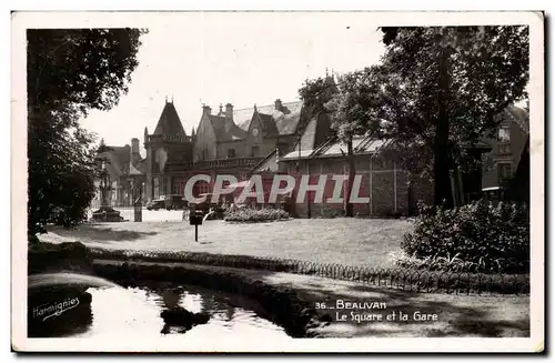 Cartes postales Beauvais Le square et la gare