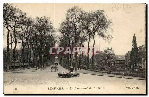 Cartes postales Beauvais Le boulevard de la gare (moutons)