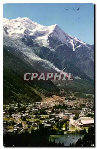 Cartes postales moderne Chamonix mont Blanc Vue generale de la stattion la lac des Gaillands et le massif