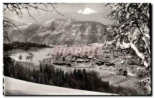 Cartes postales moderne Les Carroz Araches Vue generale et la chaine des Aravis