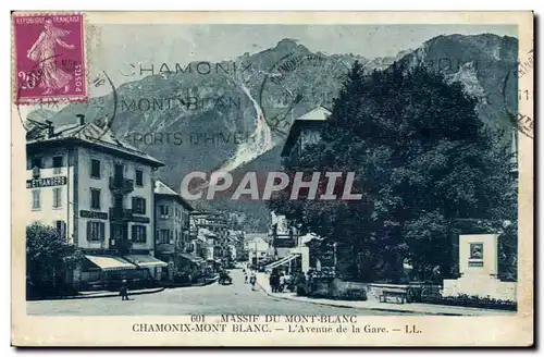 Cartes postales Massif du Mont Blanc Chamonix L&#39avenue de la gare