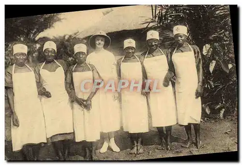 Cartes postales Quelques infirmieres accoucheuses de l&#39ecole de la croix rouge a Pawa (metiers)