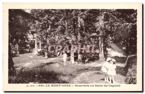 Le Mont Dore - Sous Bois au Salon du Capucin - Cartes postales