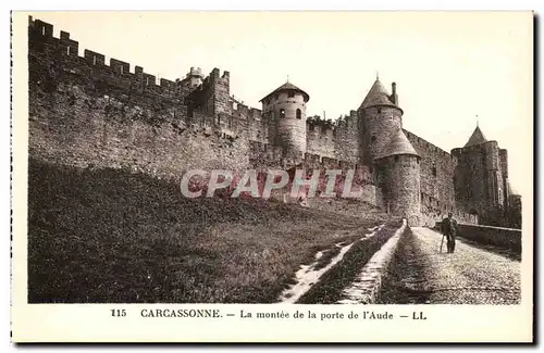 Carcassonne - La Montee de la Porte de l&#39Aude - Cartes postales