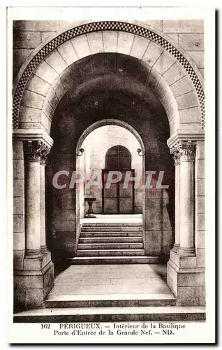 Perigueux Cartes postales Interieur de la basilique Porte d&#39entree de la grande nef