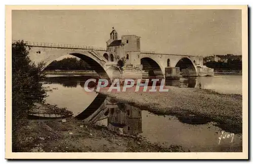 Avignon Cartes postales Palais des papes Le pont Saint Benezet et le rhone